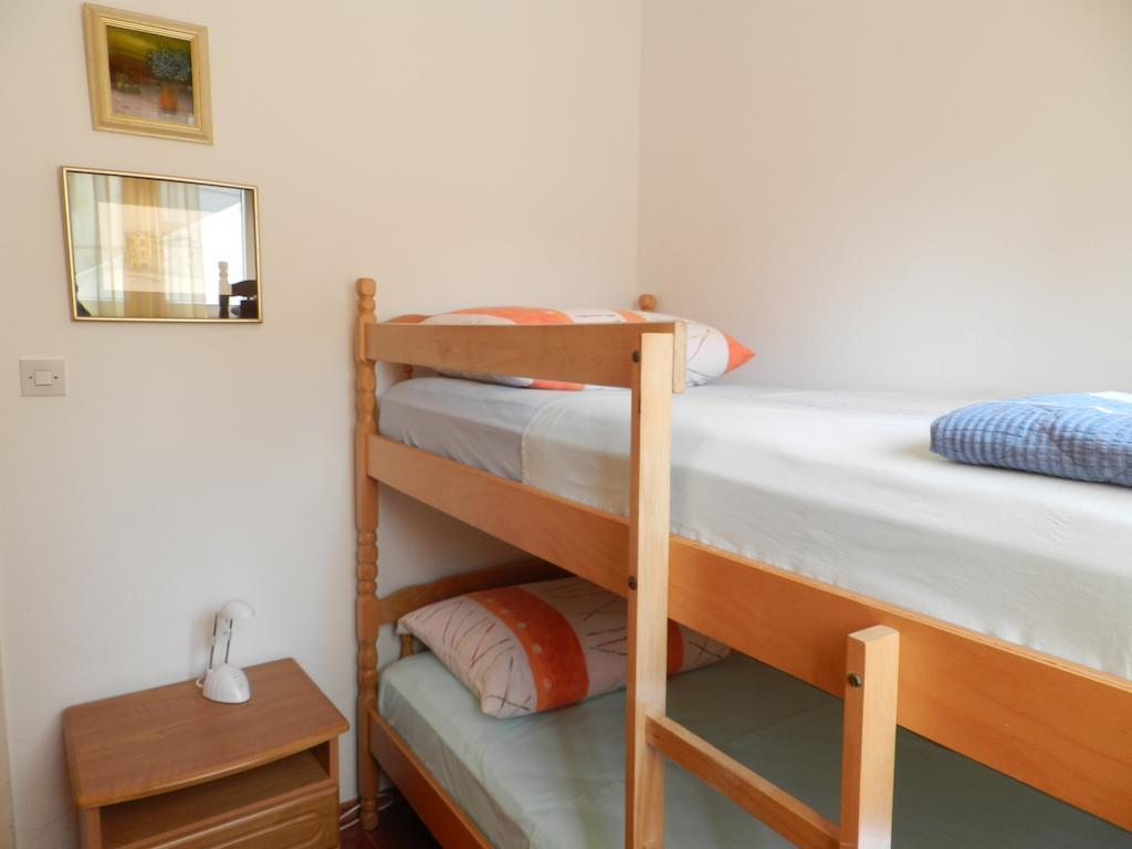 Apartment Mihalj Jadrija-Ground Floor الغرفة الصورة